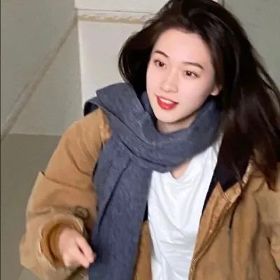 女孩罗塞玛莉